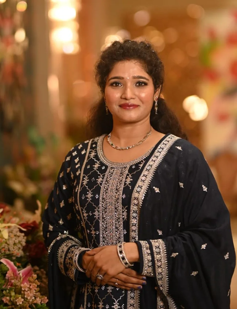 best Party makeup in vasundhara, ghaziabad, delhi ncr